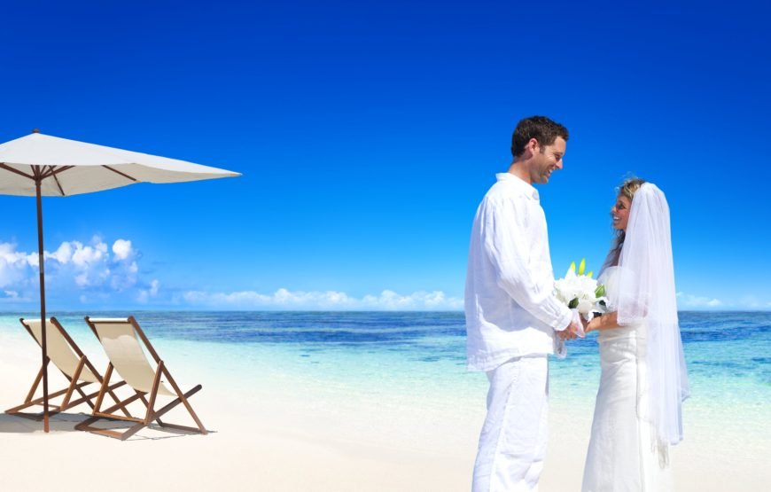 Honeymoon Hideaway Experience Two Island (5 Days 4 Nights) (2 Persons)